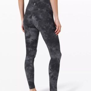Diamond Dye Align Leggings size 6 Graphite Grey 28”